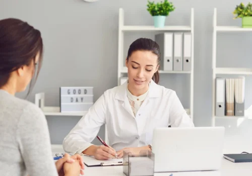 Koloproktologine-768x644